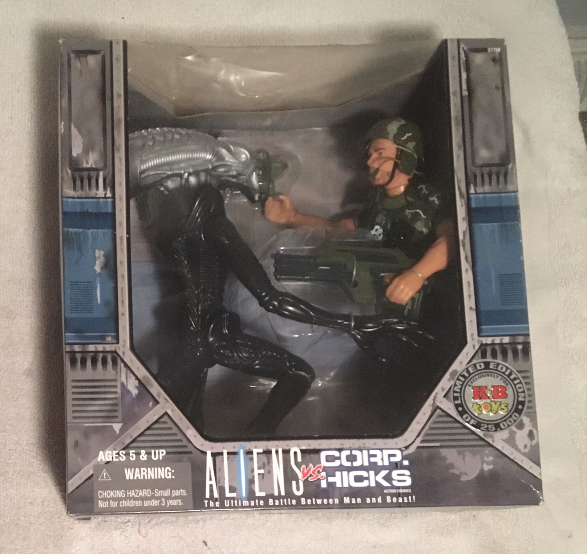 Alien vs. Corporal Hicks Collectors Set