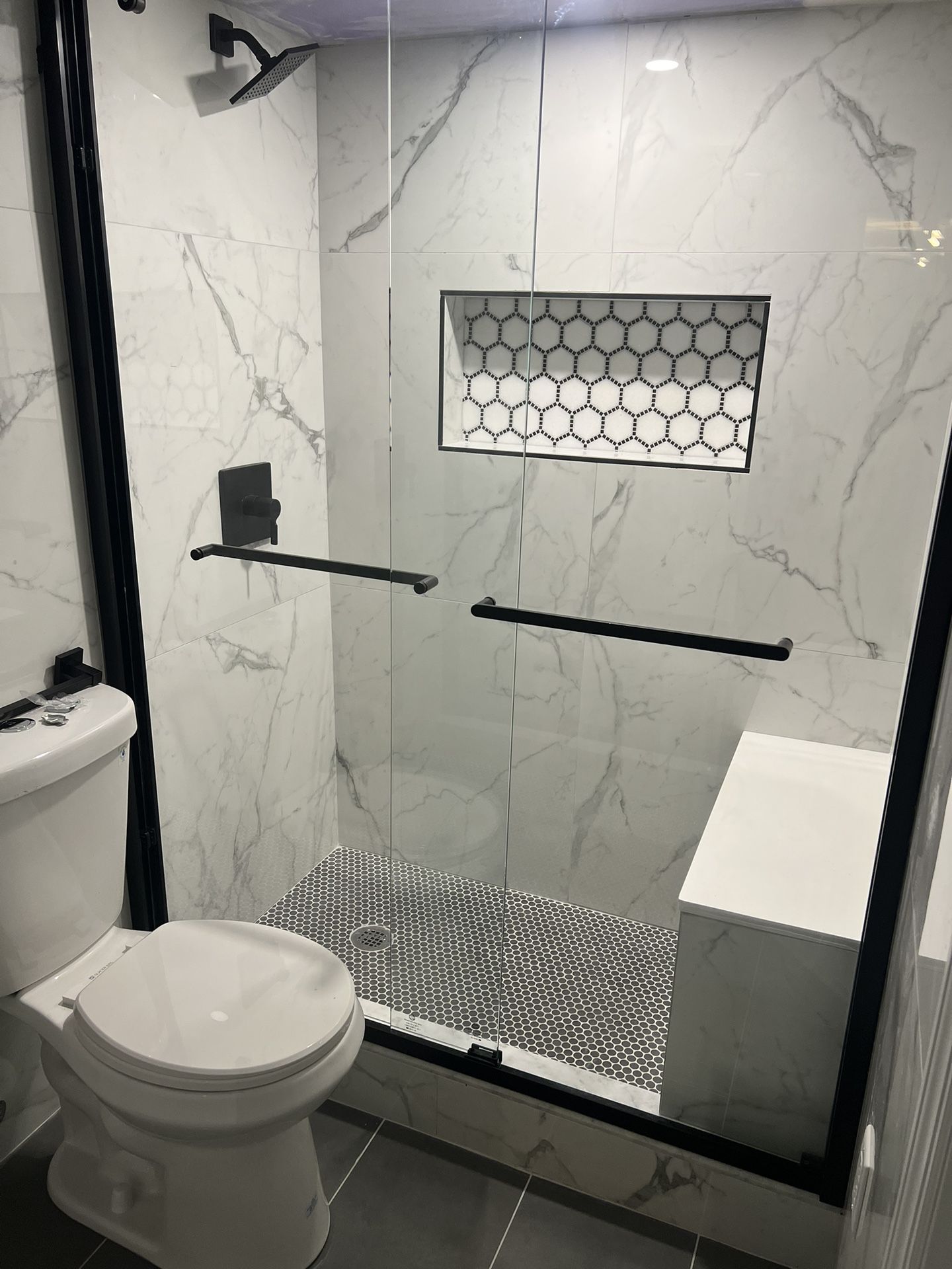 Full Brand New Bathroom