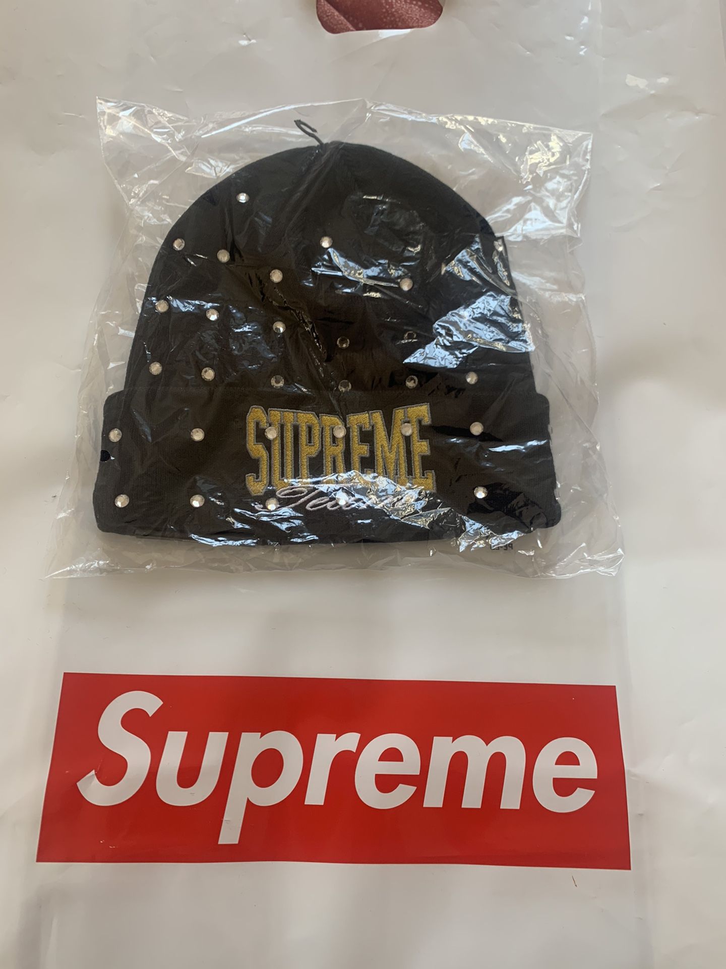 Supreme x New Era Rhinestone Beanie