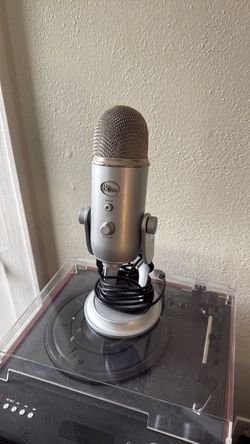 Blue Yeti USB Microphone