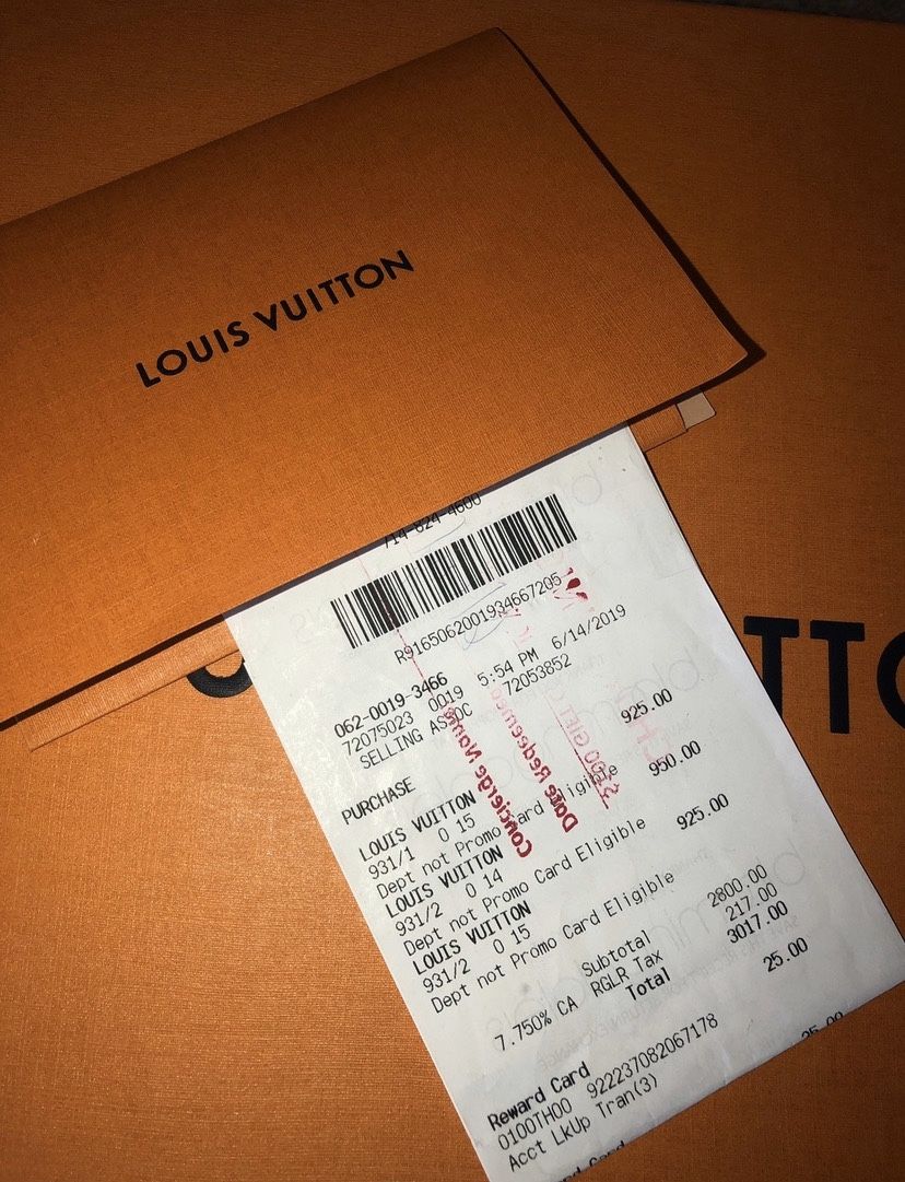 Louis Vuitton Lock It Flat Mule Cacao for Sale in Lynwood, CA - OfferUp