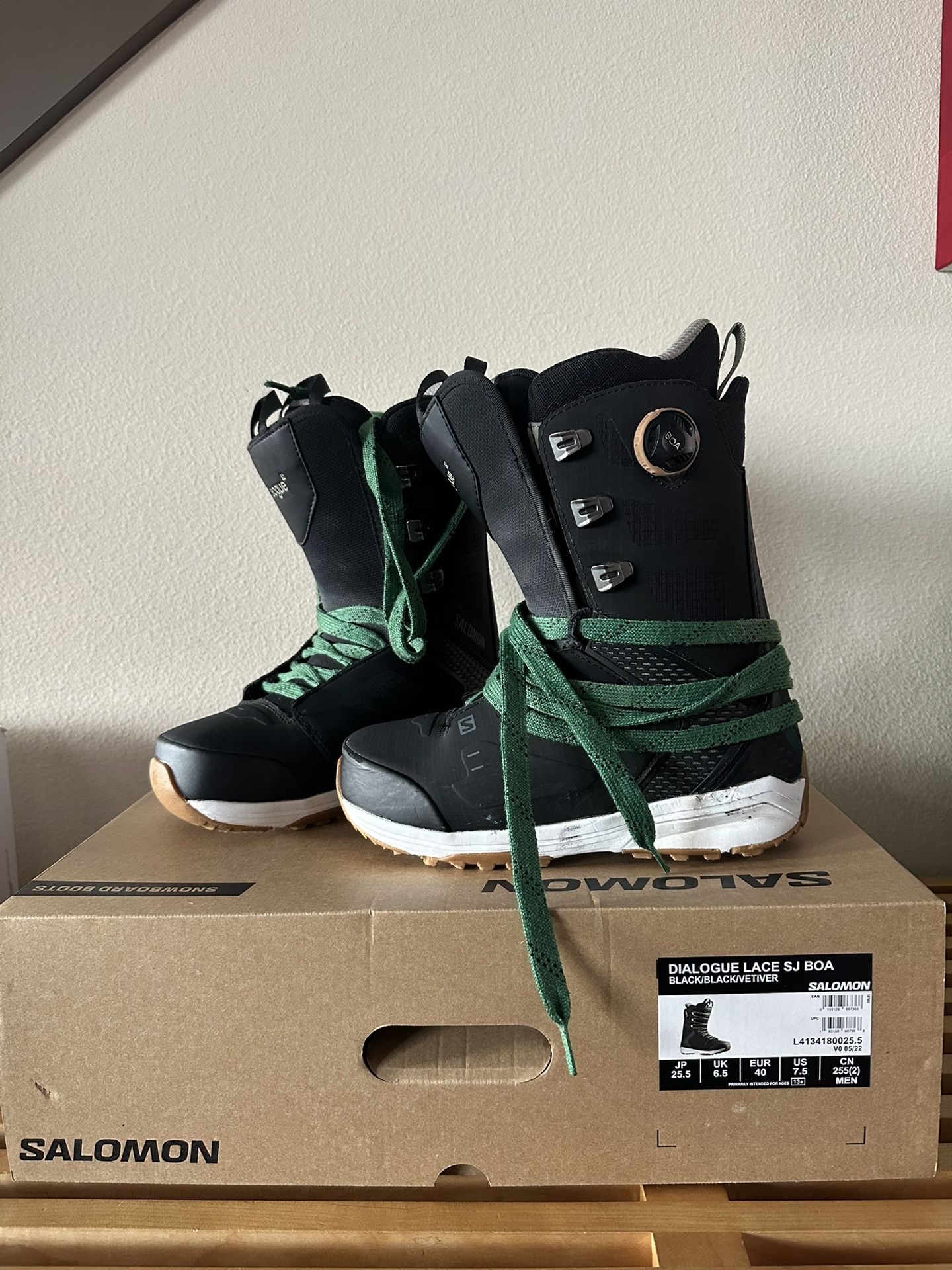 Salomon Dialogue SJ Boa Snowboard Boot Size 7.5