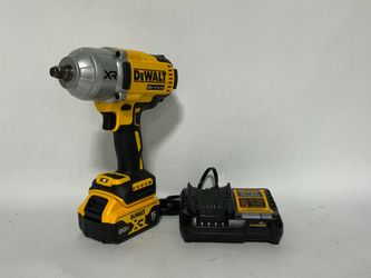 Dewalt - Cordless Impact Wrench