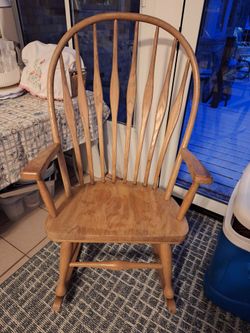 Wooden Rocking Chair