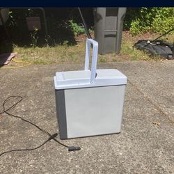 Car Cooler/ Warmer