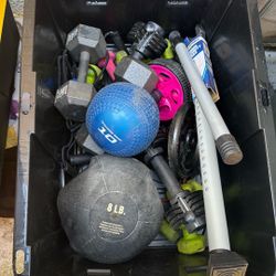Exercise tools, tennis racket
