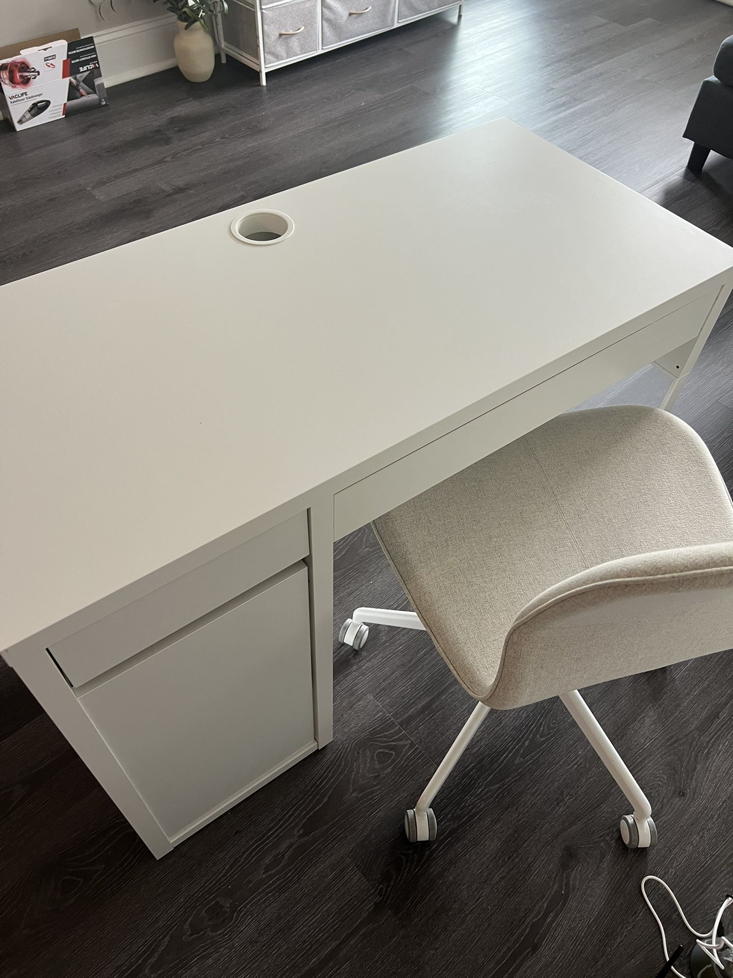 Study/office Desk And Chair