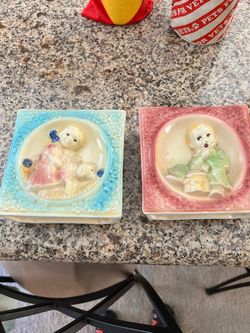 Vintage shawnee wall pockets