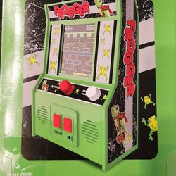 Mini Frogger Arcade Game 