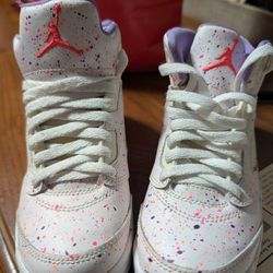 Girl Jordans 5 Size 13² 