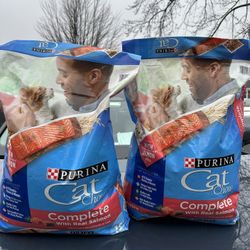 Purina Cat Chow High Protein Salmon Dry Cat Food 15lb Bag