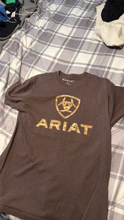 Ariat Logo Graphic T-Shirt Medium