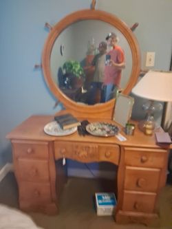 Full size bedroom  set bed read below