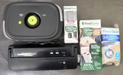 Food Saver Bundle -Vacuum Sealers & additional products - Brand New or Like New
