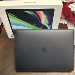 13 Inch MacBook Pro 2020 - Apple M1 
