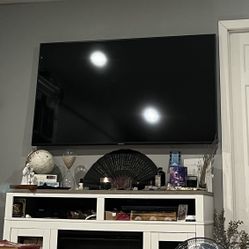 Samsung 65" Class RU7100 Smart 4K UHD TV