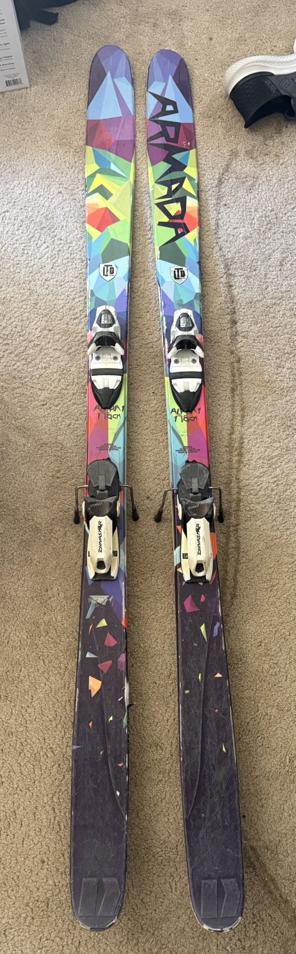 Armada Alpha 1 176 Cm