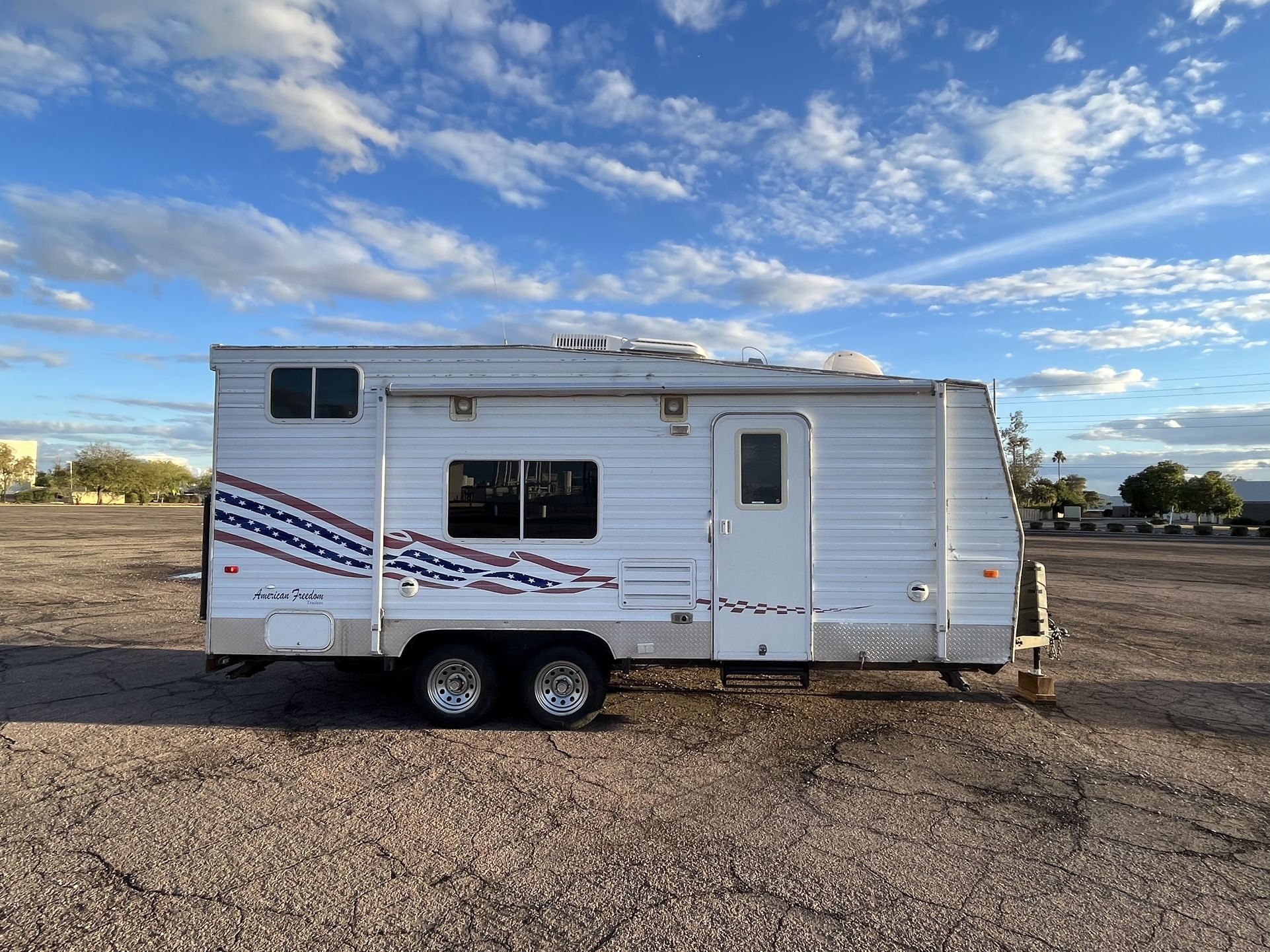 2005 American Freedom Trailers M-21CB