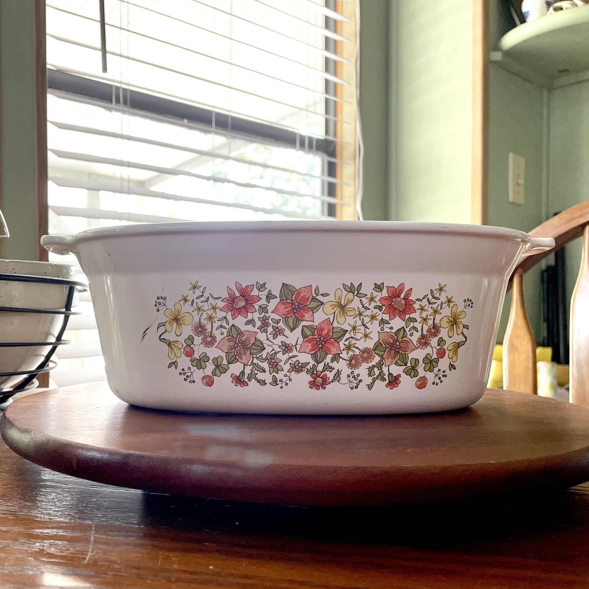 **VINTAGE**NO LID** Corning Ware Casserole Dish - Indian Summer Pattern - 2.5 qt