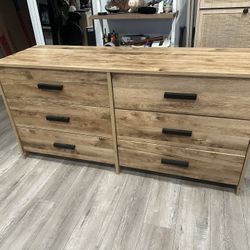 Free dresser 