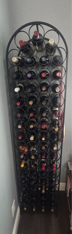 67-Bottle Black Metal Wine Rack – Excellent Condition