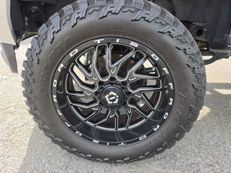 22" Off Road Tiss Rims,Tires