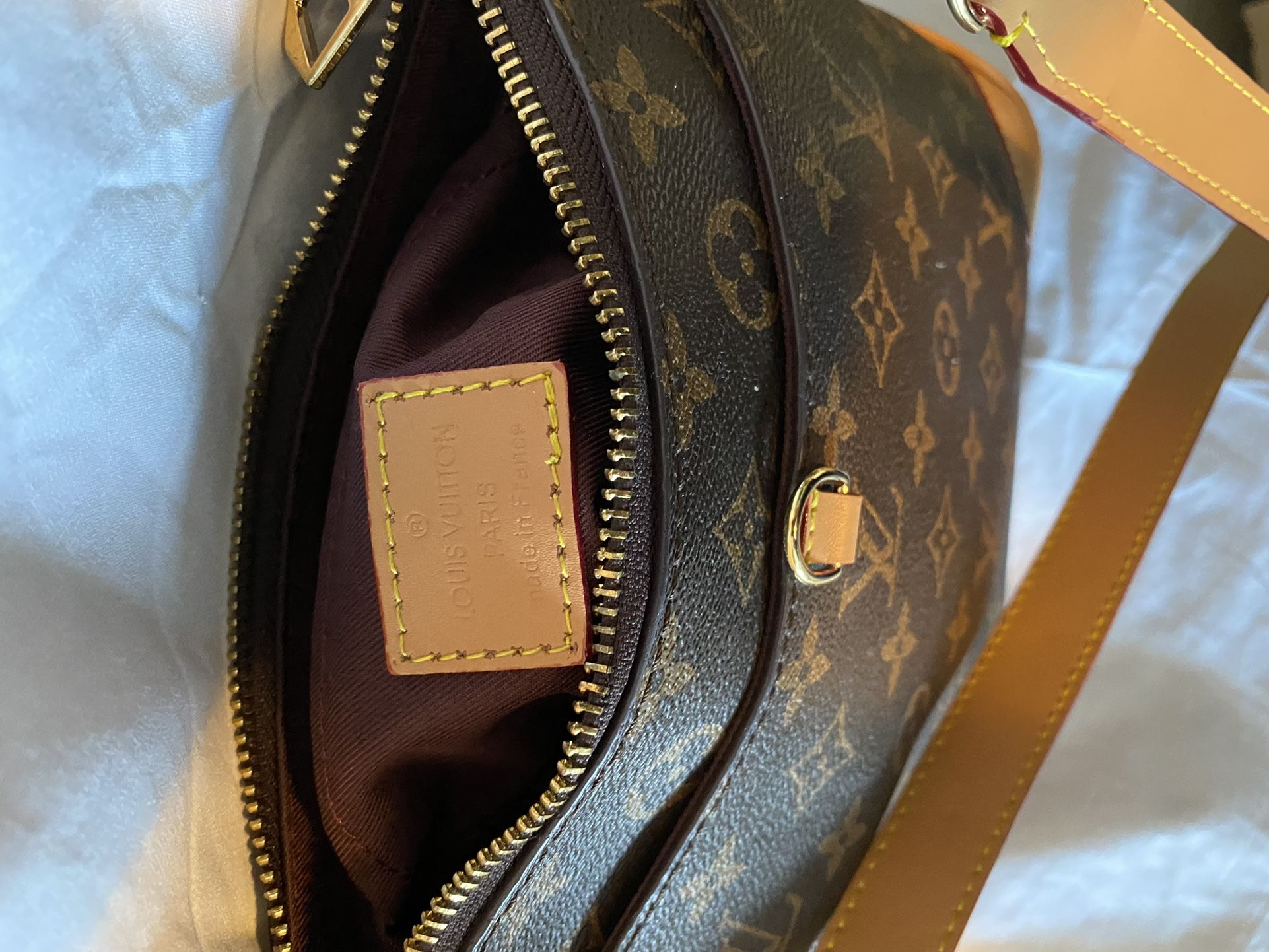 LV Everyday Bag for Sale in Houston, TX - OfferUp