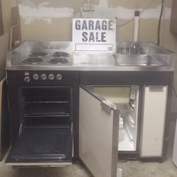 1970's Vintage Acme Kitchenette