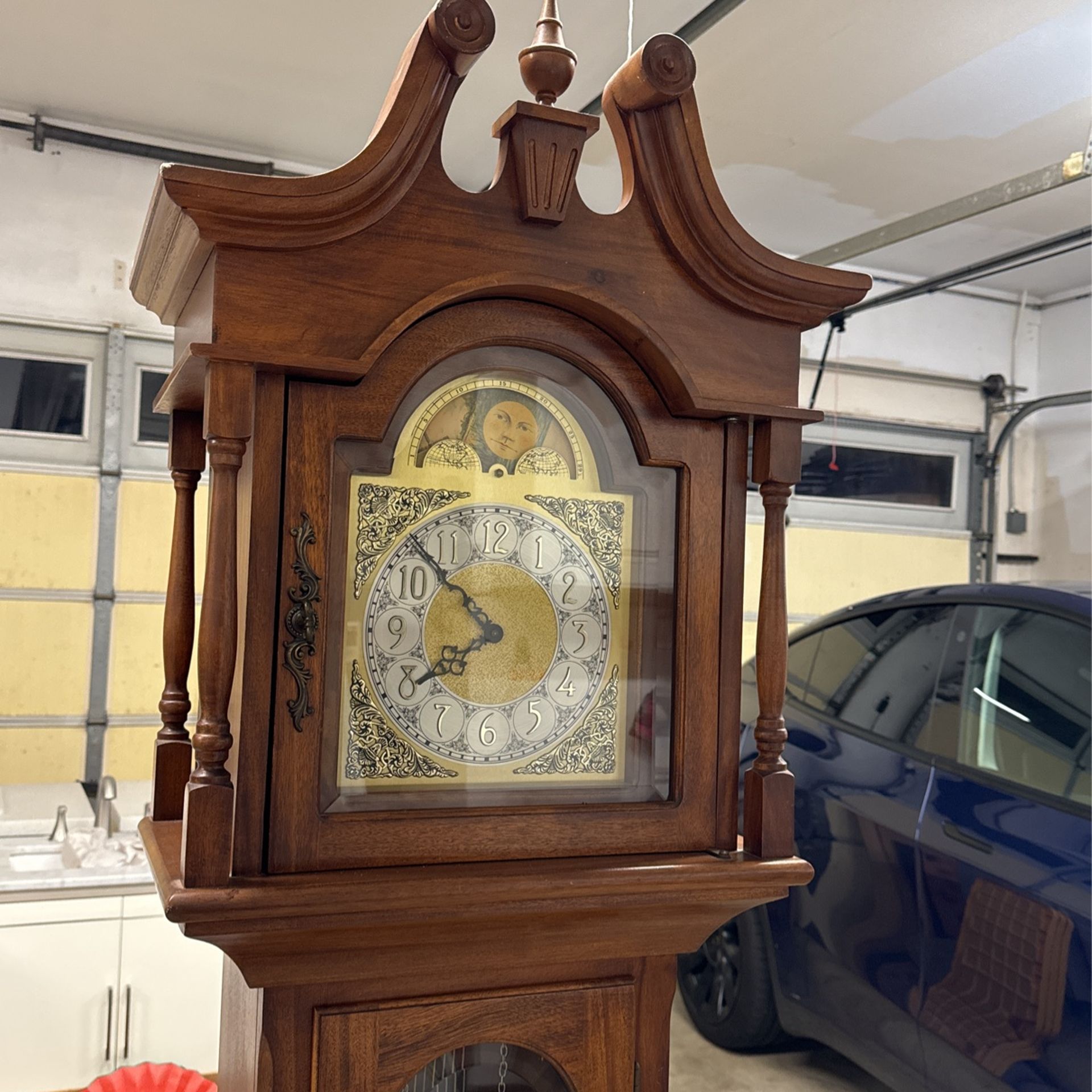 Beautiful Working Grandfather Clock – King Arthur Clock Co – 3 Weight Chain Drive