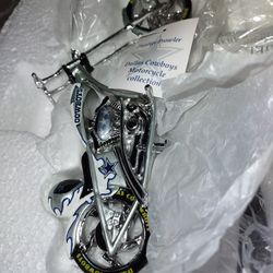 Dallas Cowboy Motorcycle By Hamilton Collection 