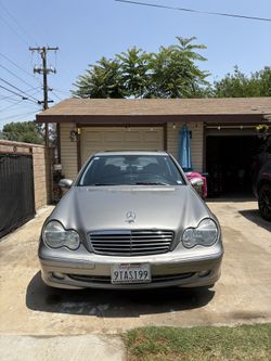 2004 Mercedes-Benz C-Class