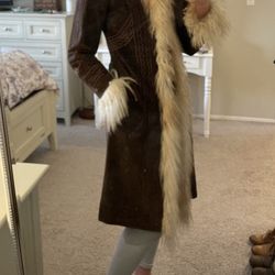 Gorgeous Guess Leather Coat