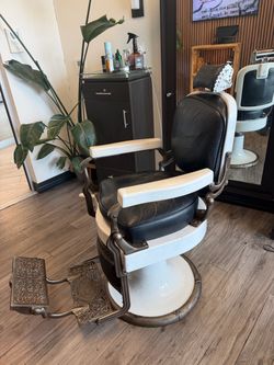1920 Koken Barber Chair