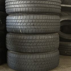 TIRE 225 65 17 MICHELIN
