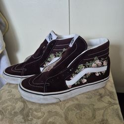 Vans Ladies Size 6.5 Like New!