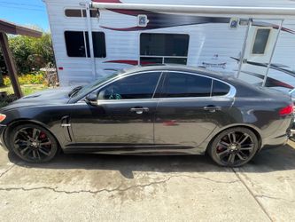 Jaguar XF R