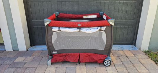 Chicco lullaby playard
