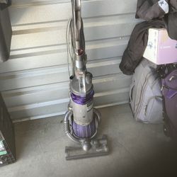 Dyson Vacuum Cleaner 