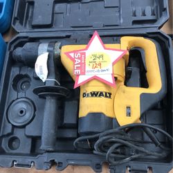 HAMMER DRILL DEWALT MODEL#D25553K