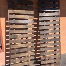 2 piece ceiling mounted wine rack with glass holder