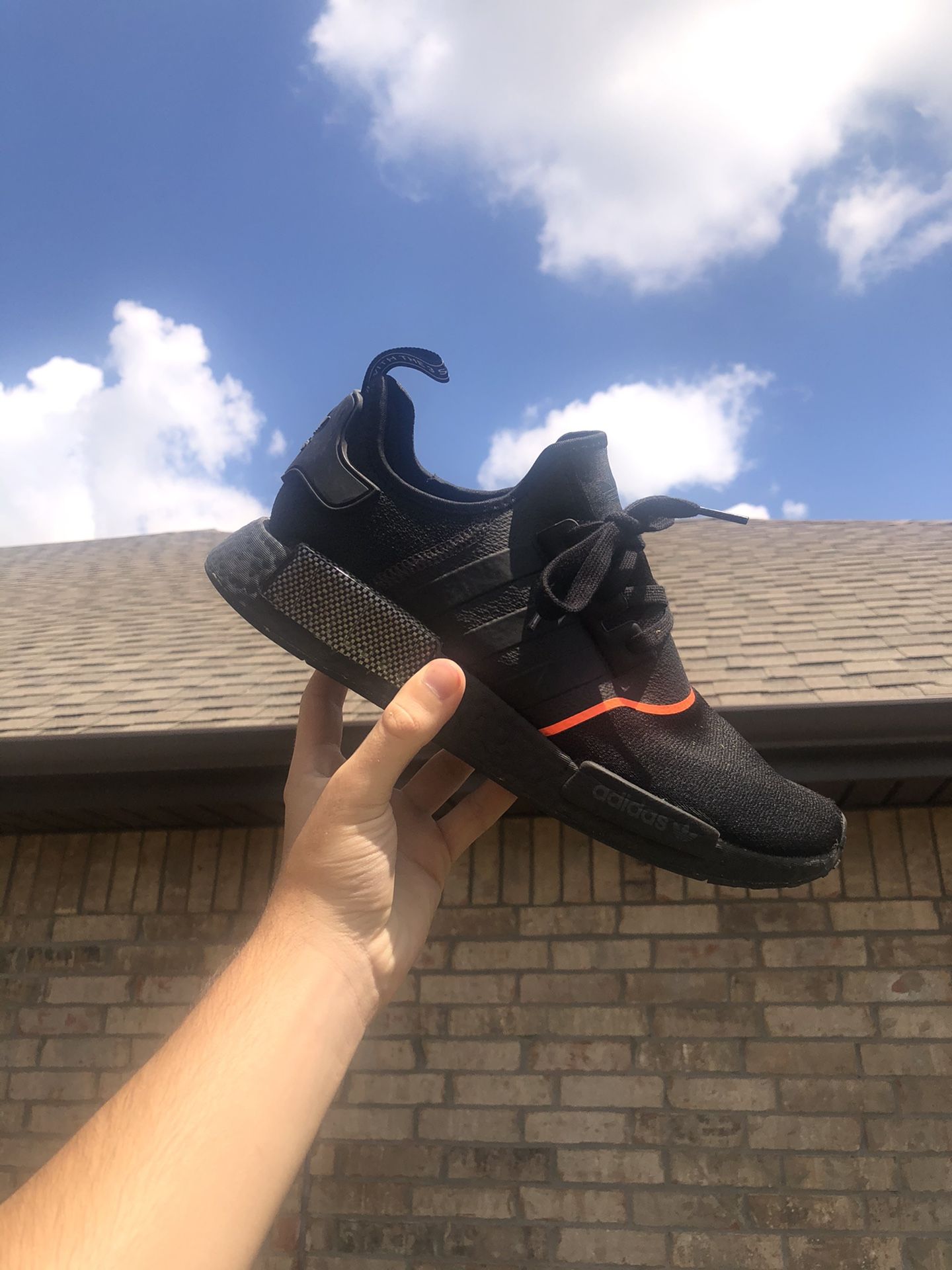 NMD R1