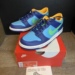 Nike Dunk GS Size 5.5y