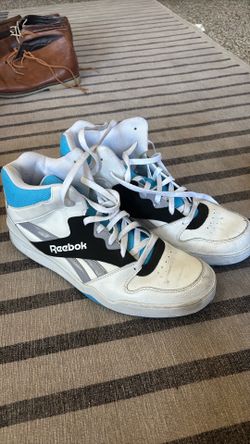 Reebok Sneakers