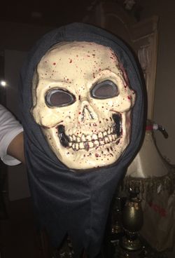 Halloween mask whit coat