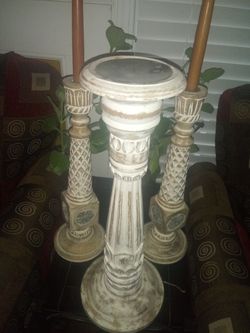 Wood candle holders set