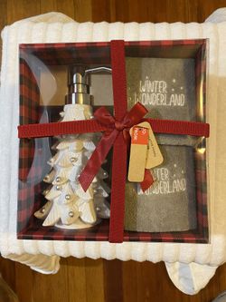 Mistletoe Farms - 3 pc Decorative Counter Set