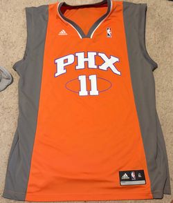 Signed markieff Morris jersey, grey,white,orange