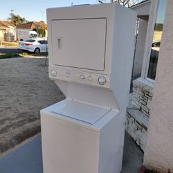 Stackable Washer And Gas Dryer 