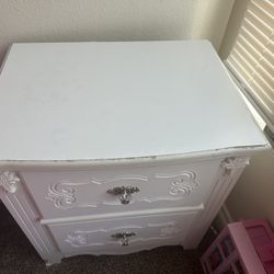 Princess Twin Bedroom Set, Small Side Drawer, And 8 Drawer Dresser With Mirror