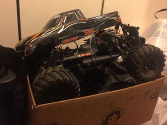 Traxxas truck